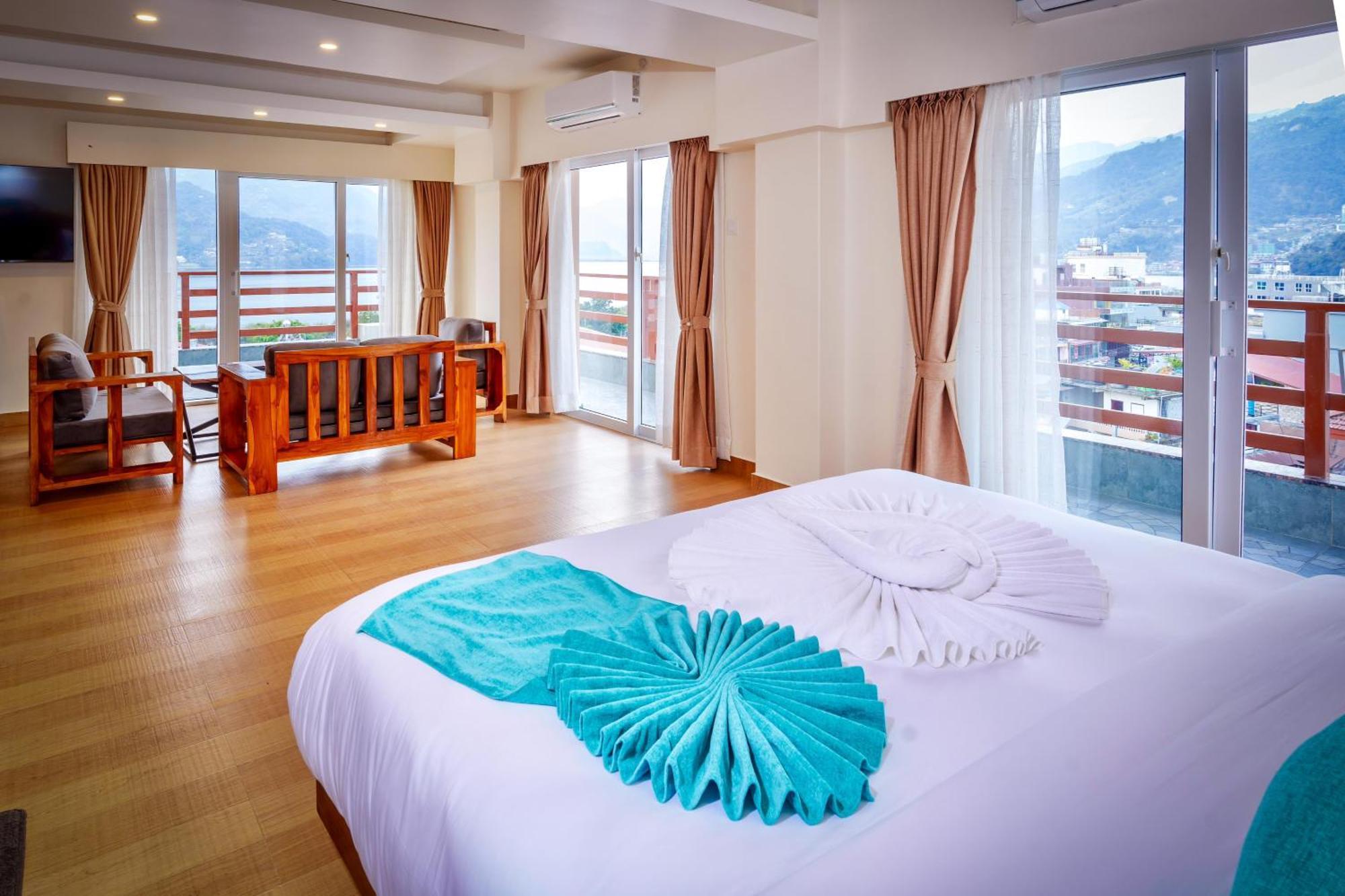 Pokhara Alpine And Springs Hotel Kültér fotó