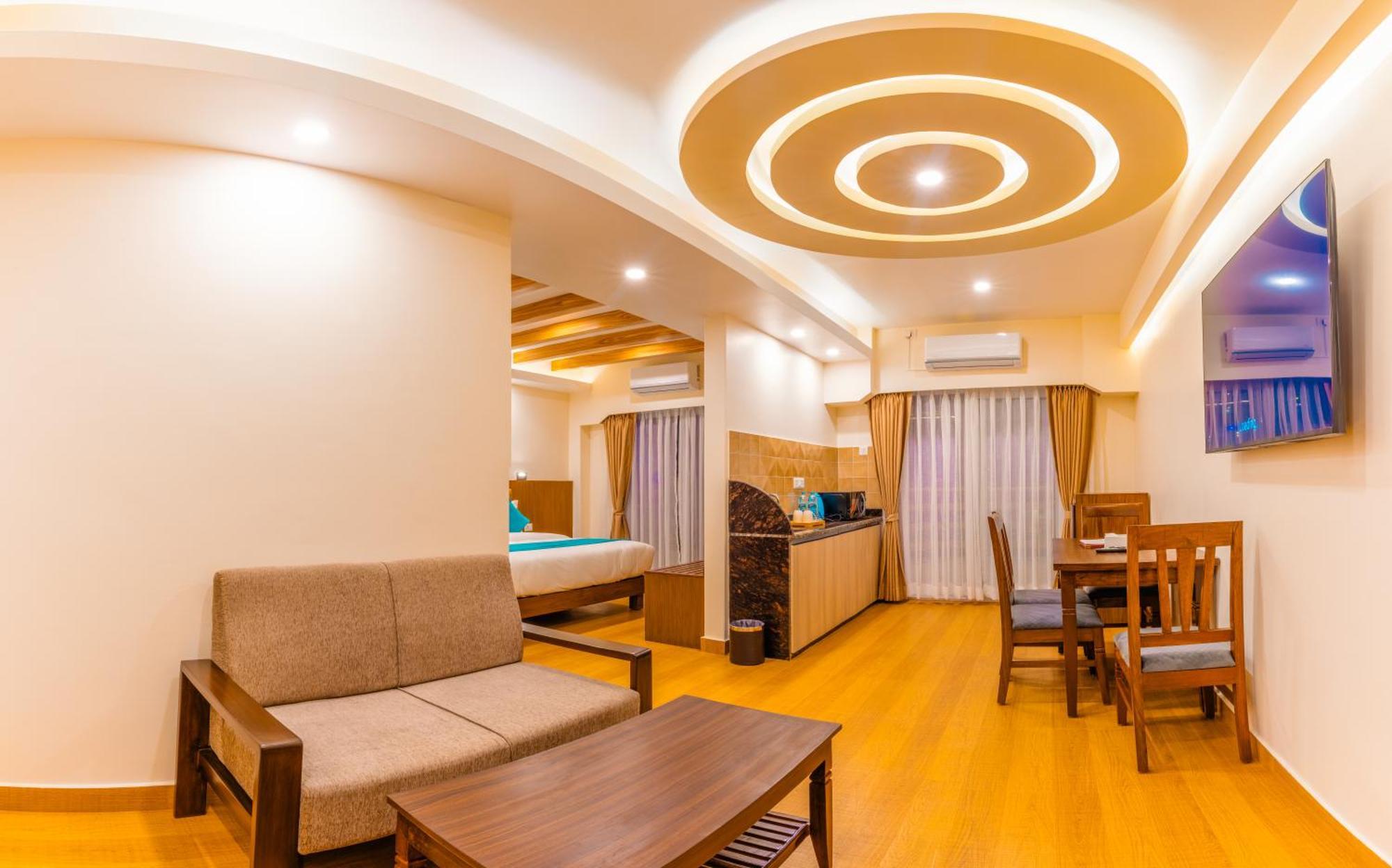 Pokhara Alpine And Springs Hotel Kültér fotó