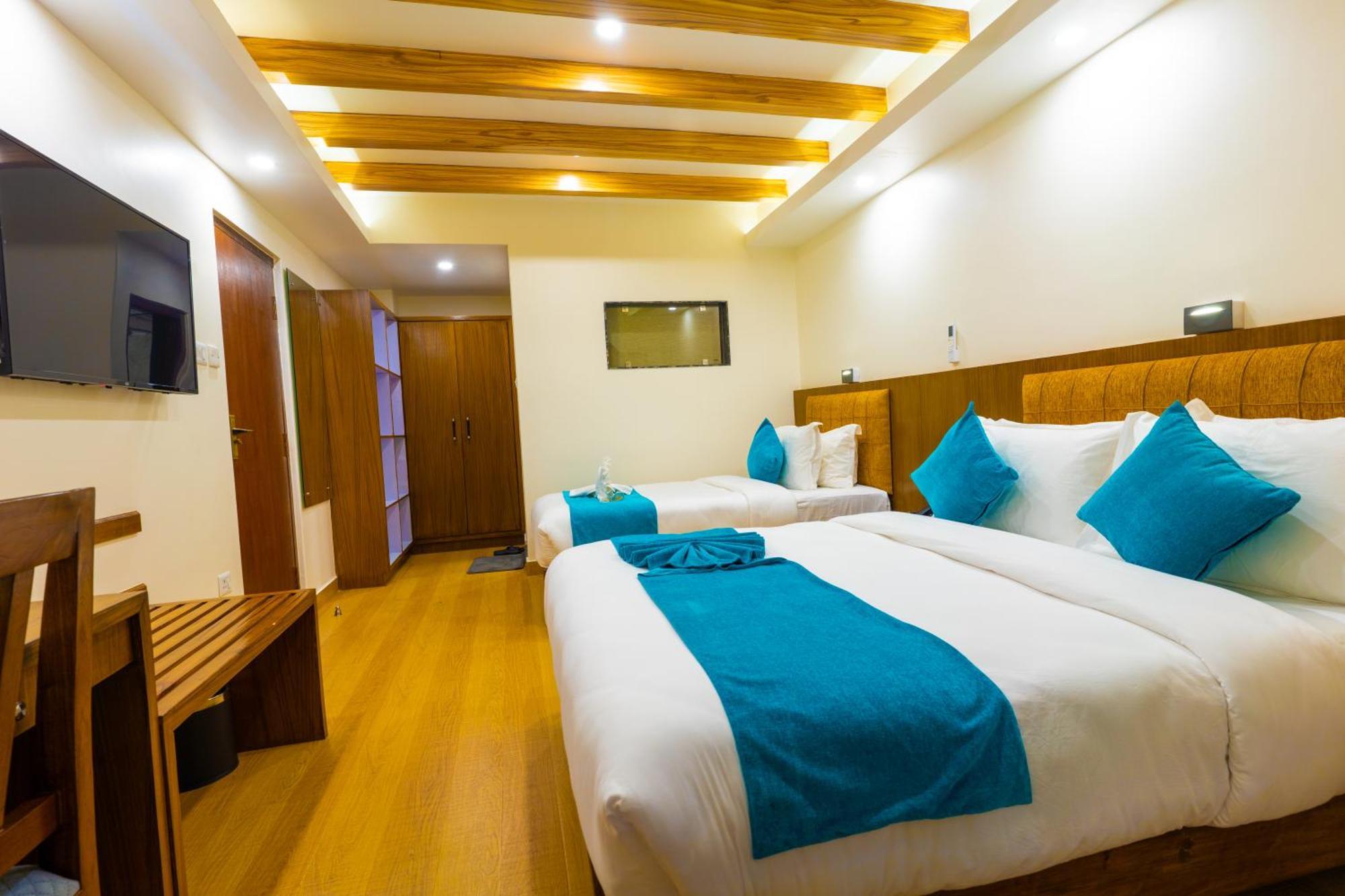 Pokhara Alpine And Springs Hotel Kültér fotó