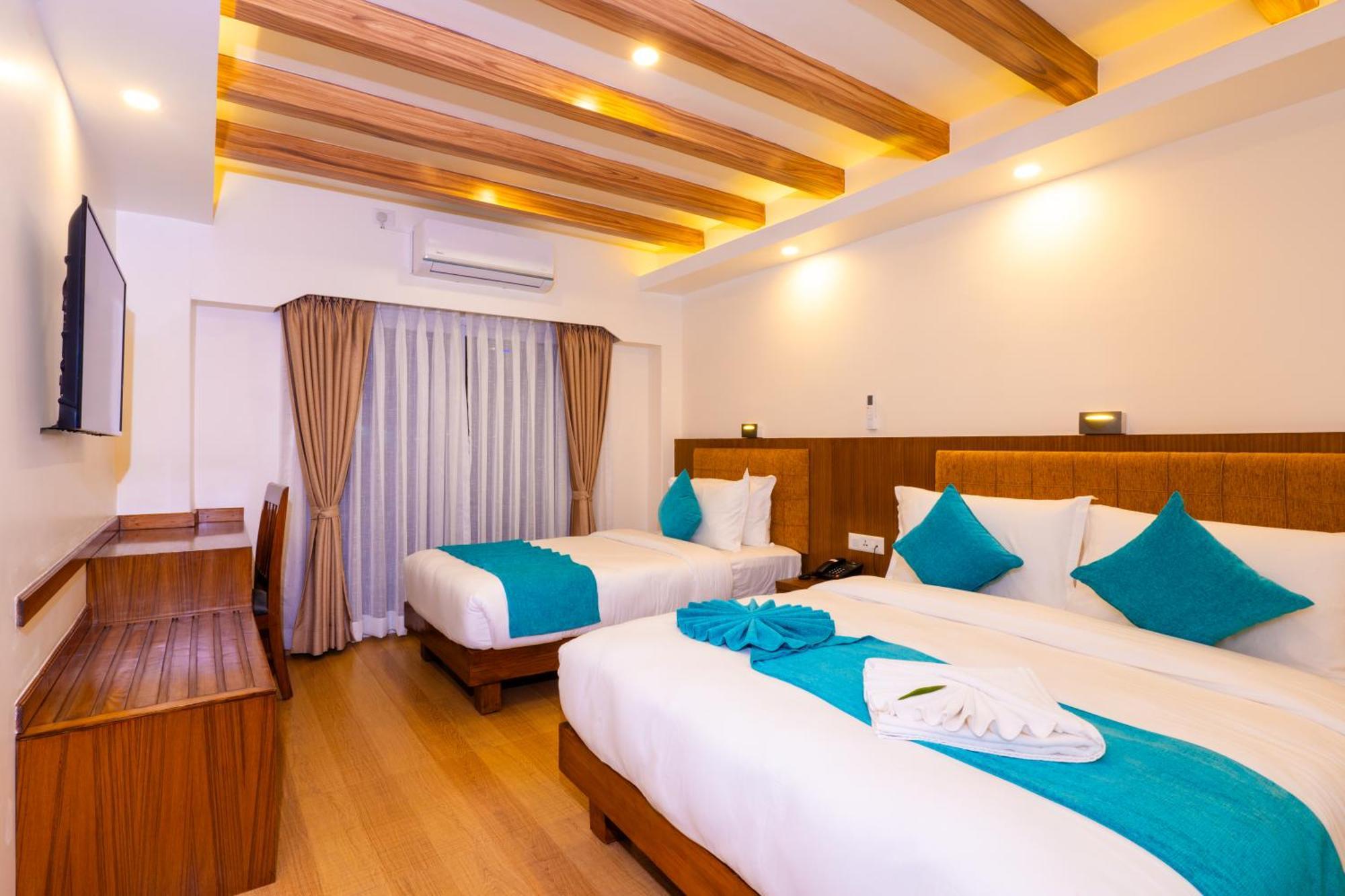 Pokhara Alpine And Springs Hotel Kültér fotó