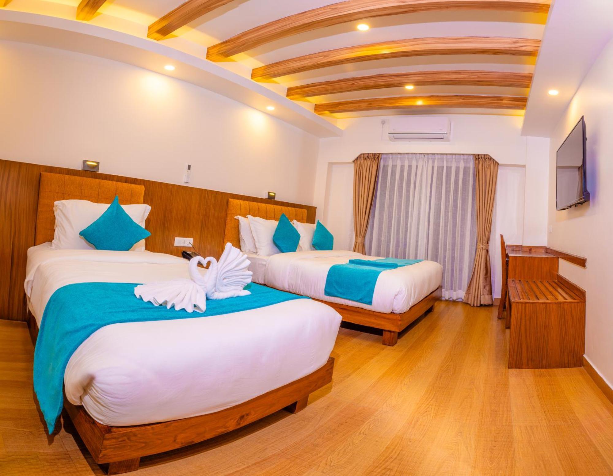 Pokhara Alpine And Springs Hotel Kültér fotó